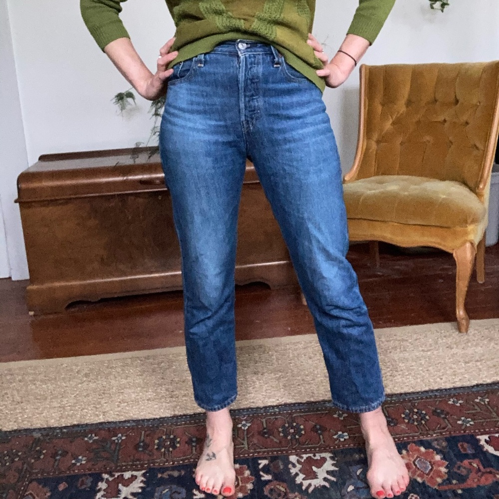Levi’s straight leg cropped 501’s